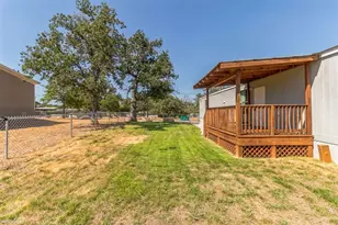 109 E Briar Dr, Granite Shoals, TX 78654 - Photo 5