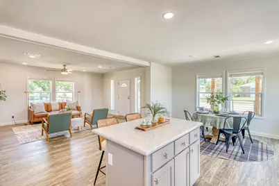 1200 E Green Street, Llano, TX 78643 - Photo 17