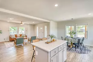 1200 E Green St, Llano, TX 78643 - Photo 17