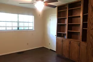 268 Quail St, Meadowlakes, TX 78654 - Photo 7
