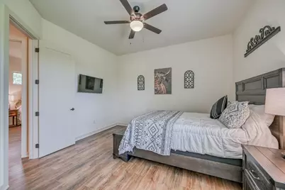 302 Parallel Circle, Horseshoe Bay, TX 78657 - Photo 17