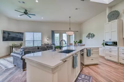 302 Parallel Circle, Horseshoe Bay, TX 78657 - Photo 11