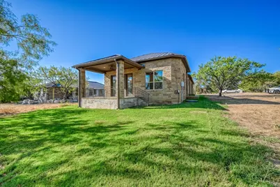 302 Parallel Circle, Horseshoe Bay, TX 78657 - Photo 3