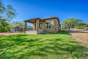 302 Parallel Cir, Horseshoe Bay, TX 78657 - Photo 3