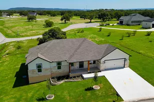 101 Olympia Hills Ct, Kingsland, TX 78639 - Photo 3
