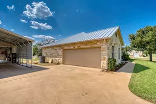 809 Skyline Dr, Kingsland, TX 78639 - Photo 33