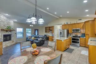 809 Skyline Dr, Kingsland, TX 78639 - Photo 9