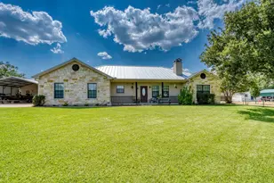 809 Skyline Dr, Kingsland, TX 78639 - Photo 1