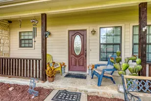 809 Skyline Dr, Kingsland, TX 78639 - Photo 3