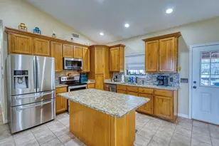 809 Skyline Dr, Kingsland, TX 78639 - Photo 11