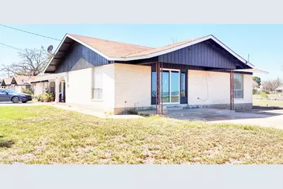 126 Lake Breeze Drive, Buchanan Dam, TX 78609 - Photo 3