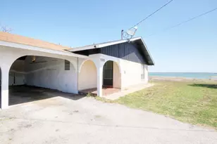 126 Lake Breeze Dr, Buchanan Dam, TX 78609 - Photo 1