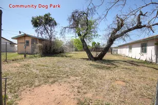 126 Lake Breeze Dr, Buchanan Dam, TX 78609 - Photo 17