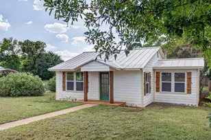 1109 Hickory St, Llano, TX 78643 - Photo 1