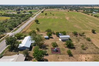 1207 W Haynie Street, Llano, TX 78643 - Photo 31