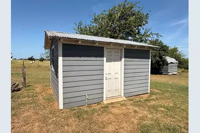 1207 W Haynie Street, Llano, TX 78643 - Photo 21