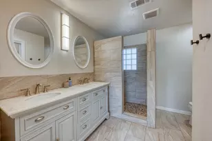 1207 W Haynie St, Llano, TX 78643 - Photo 11