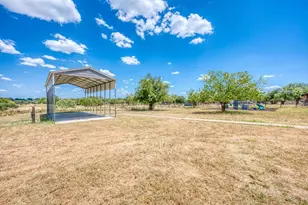1207 W Haynie St, Llano, TX 78643 - Photo 23
