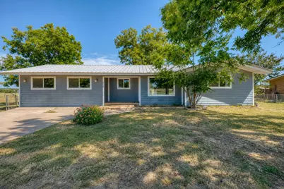 1207 W Haynie Street, Llano, TX 78643 - Photo 3