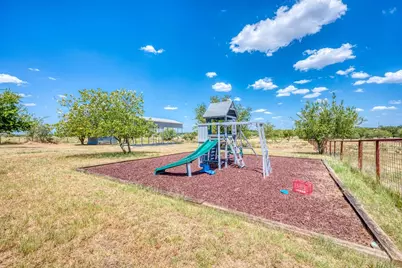 1207 W Haynie Street, Llano, TX 78643 - Photo 27