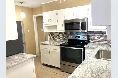 1112 B Northwood, Marble Falls, TX 78654 - Photo 7