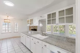 142 Lake Shore Dr, Horseshoe Bay, TX 78657 - Photo 15