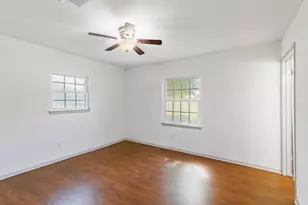 142 Lake Shore Dr, Horseshoe Bay, TX 78657 - Photo 13