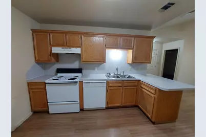 406 B Ave S, Marble Falls, TX 78654 - Photo 5