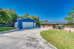 873 Sandy Mountain Dr, Sunrise Beach, TX 78643 - Photo 11
