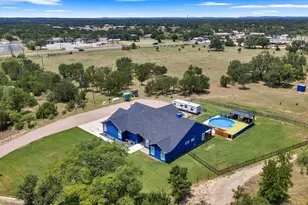 175 Lehne Loop, Buchanan Dam, TX 78609 - Photo 3