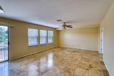 94 E Wildflower, Marble Falls, TX 78654 - Photo 11
