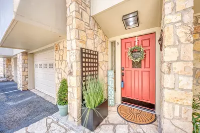 200 Free Rein, Horseshoe Bay, TX 78657 - Photo 3