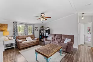 713 Blackburn Ln, Burnet, TX 78611 - Photo 7