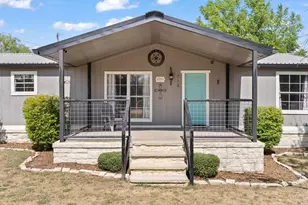 713 Blackburn Ln, Burnet, TX 78611 - Photo 3