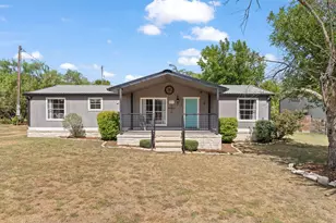 713 Blackburn Ln, Burnet, TX 78611 - Photo 1