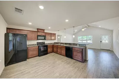 117 North Pass, Kingsland, TX 78639 - Photo 11