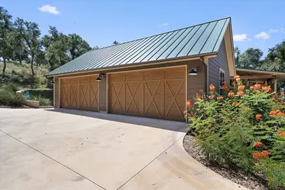 103 Hessie Avenue, Burnet, TX 78611 - Photo 27
