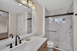 1109 Hickory St, Llano, TX 78643 - Photo 13