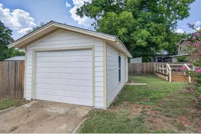1109 Hickory Street, Llano, TX 78643 - Photo 25