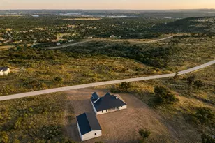 160 Hi Range Dr, Kingsland, TX 78639 - Photo 9