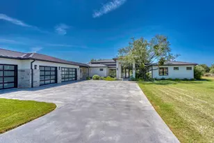172 Westgate Loop, Horseshoe Bay, TX 78657 - Photo 1