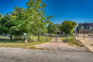 113 Inspiration Dr, Sunrise Beach, TX 78643 - Photo 13