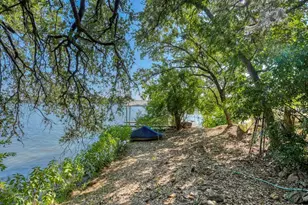 113 Inspiration Dr, Sunrise Beach, TX 78643 - Photo 17