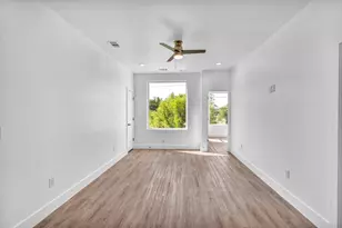 1006 E Marble St, Burnet, TX 78611 - Photo 7