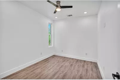 1006 E Marble Street, Burnet, TX 78611 - Photo 13