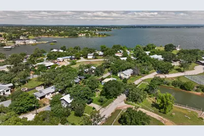 235 Granite St, Buchanan Dam, TX 78609 - Photo 27