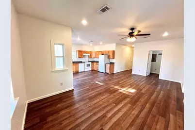 711 Dallas Street, Kingsland, TX 78639 - Photo 11
