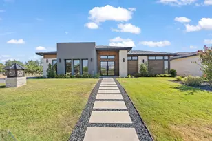 105 Island Ct, Horseshoe Bay, TX 78657 - Photo 1