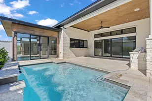 105 Island Ct, Horseshoe Bay, TX 78657 - Photo 31