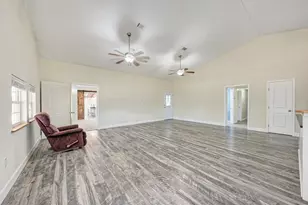 2812 Co Rd 205, Lampasas, TX 76550 - Photo 5